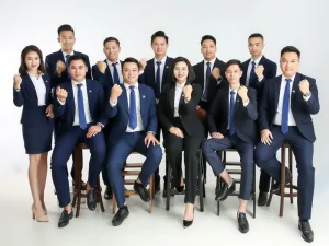 Xay dung hinh anh thuong hieu thong qua dong phuc 1