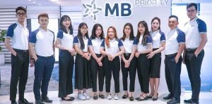 May đồng phục theo yêu cầu DeJan biến ý tưởng thành hiện thực