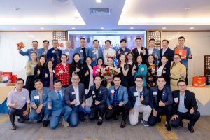 Vì sao đồng phục công sở giúp doanh nghiệp xây dựng thương hiệu mạnh hơn