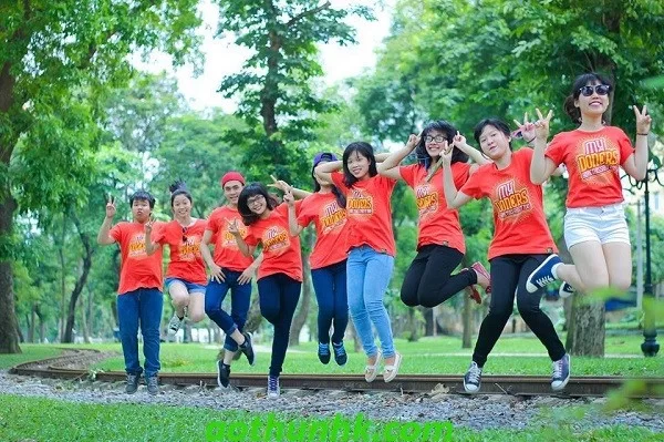 Bật mí bí quyết chọn áo thun đồng phục lớp đẹp - DeJan