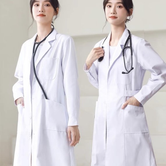 Đồng phục bác sĩ TPHCM: Sạch sẽ, chuyên nghiệp