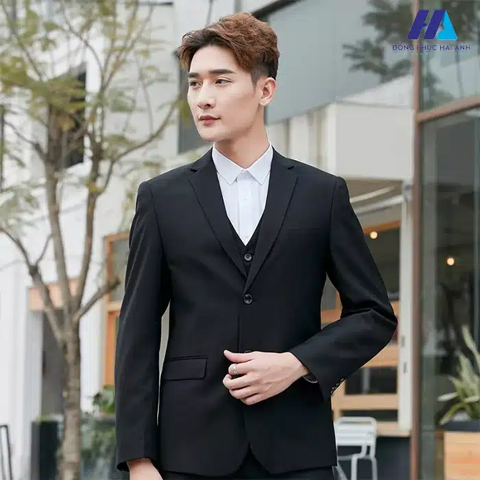 Cách chọn vest đồng phục công sở phù hợp với từng dáng người 1 Cách chọn vest đồng phục công sở phù hợp với từng dáng người