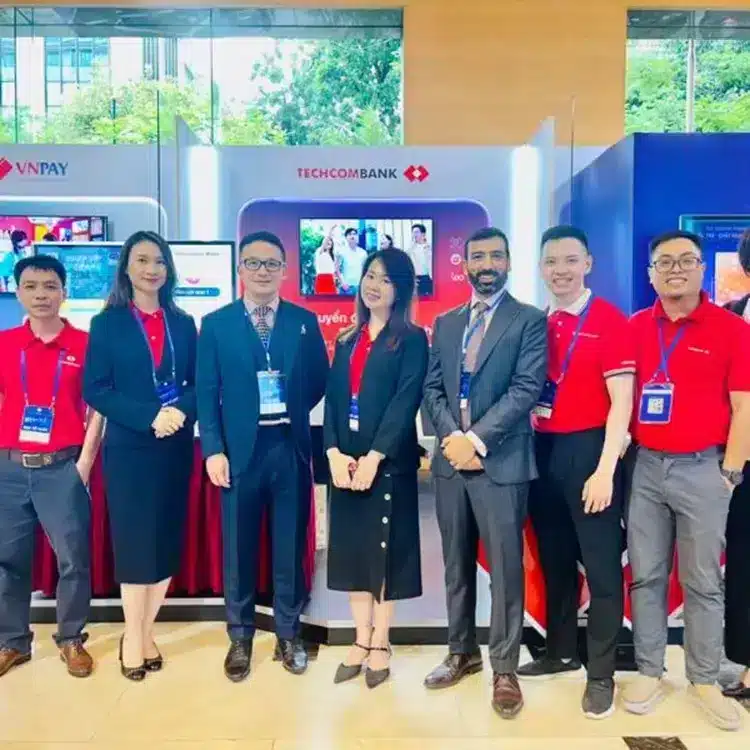 Báo giá may vest công sở cho nhân viên Techcombank tại Quận 1