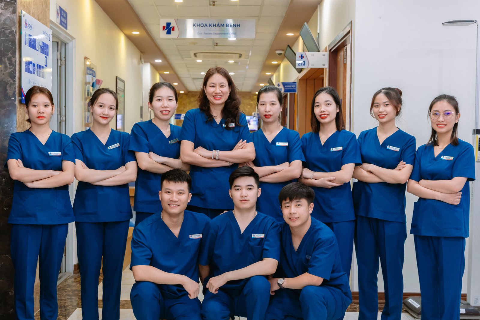 May đồng phục cho bệnh viện tư nhân và phòng khám quốc tế