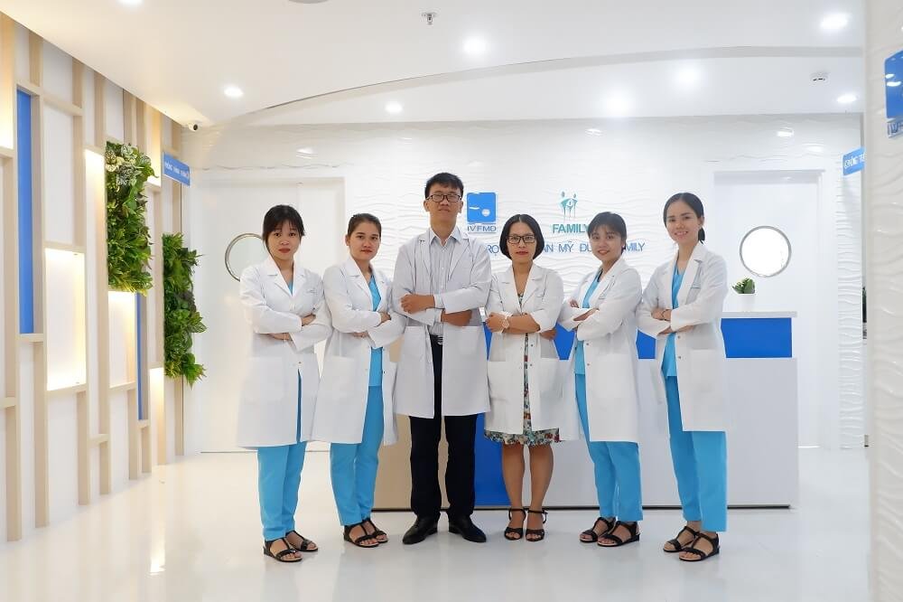 May đồng phục chuỗi phòng khám giải pháp đồng bộ nhiều chi nhánh