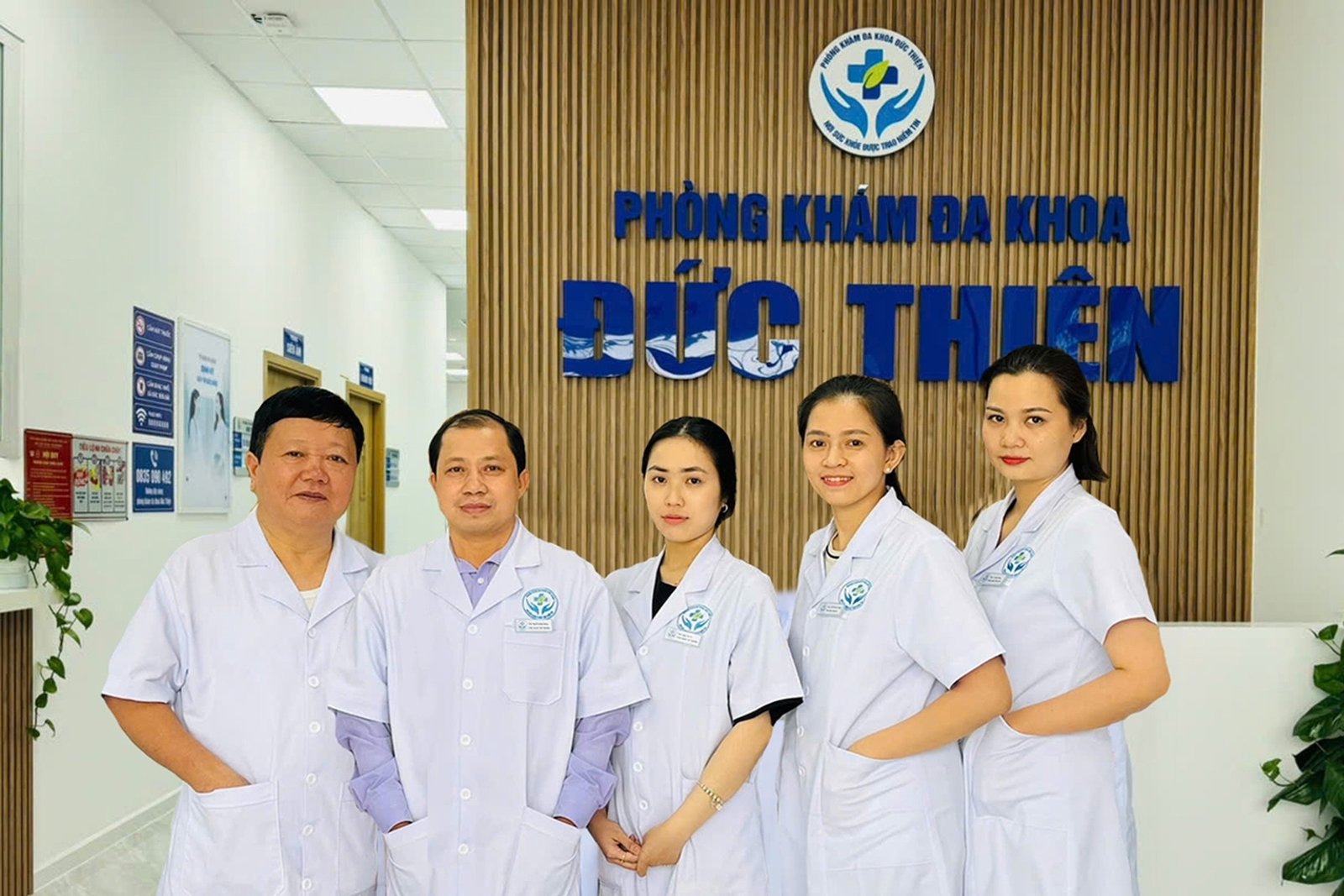 May đồng phục phòng khám đa khoa theo yêu cầu từng bộ phận