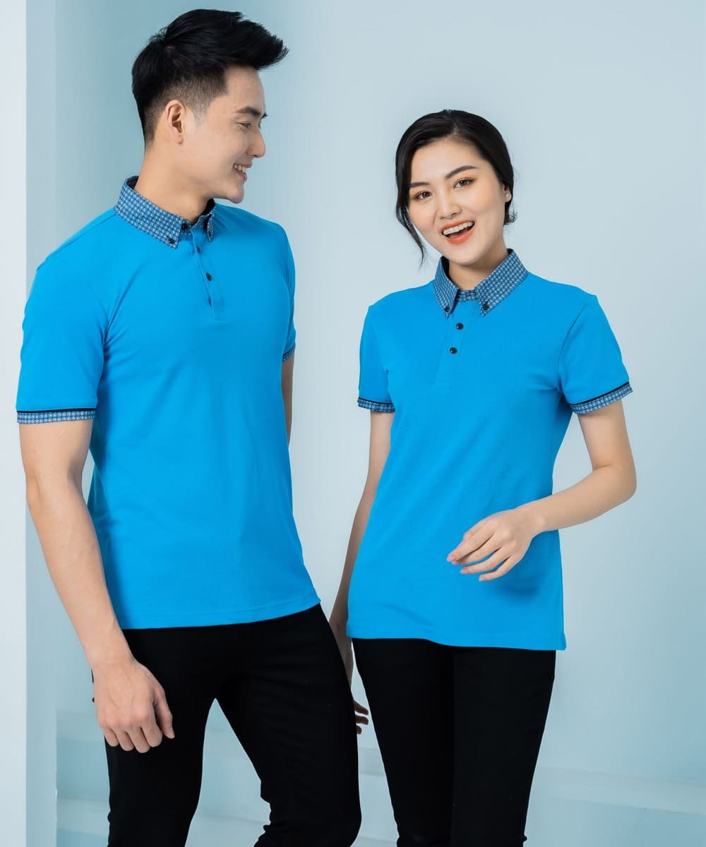 Áo thun đồng phục local brand vs may theo yêu cầu: Đâu là lựa chọn tốt cho doanh nghiệp?